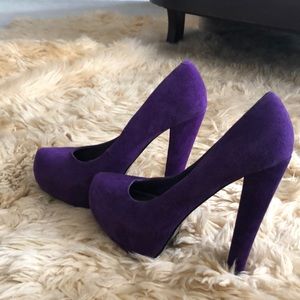 Purple Platform Pumps 💜